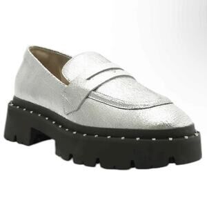 SCHUTZ Christie Studs Crackled Leather Loafers Silver EUC women’s Size 7.5